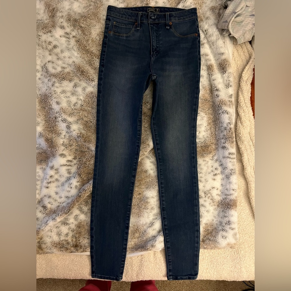 ABERCROMBIE & FITCH SZ 2 - JEGGING - BRAND NEW ! W/o tags !